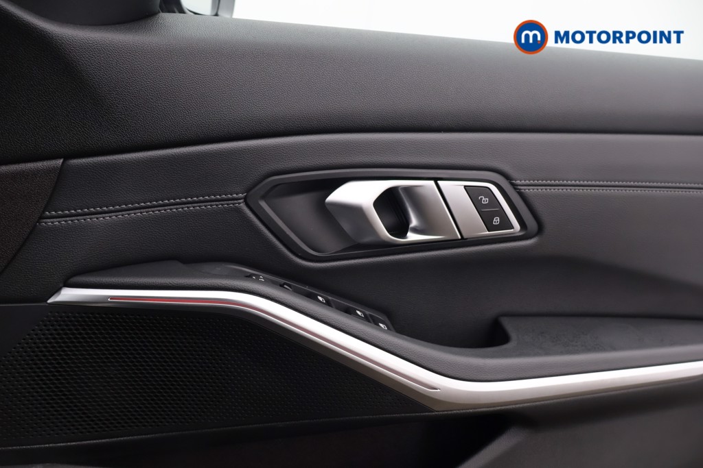 BMW 3 Series M Sport Automatic Petrol Saloon - Stock Number (1598714) - 8th supplementary image