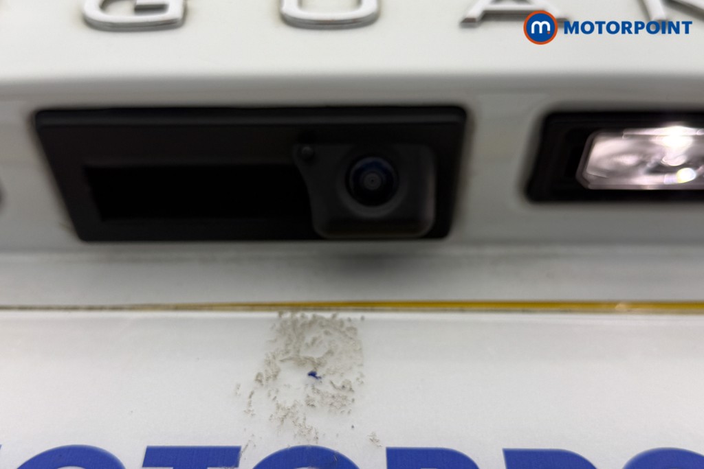 Volkswagen Tiguan R-Line Automatic Diesel SUV - Stock Number (1598956) - 23rd supplementary image