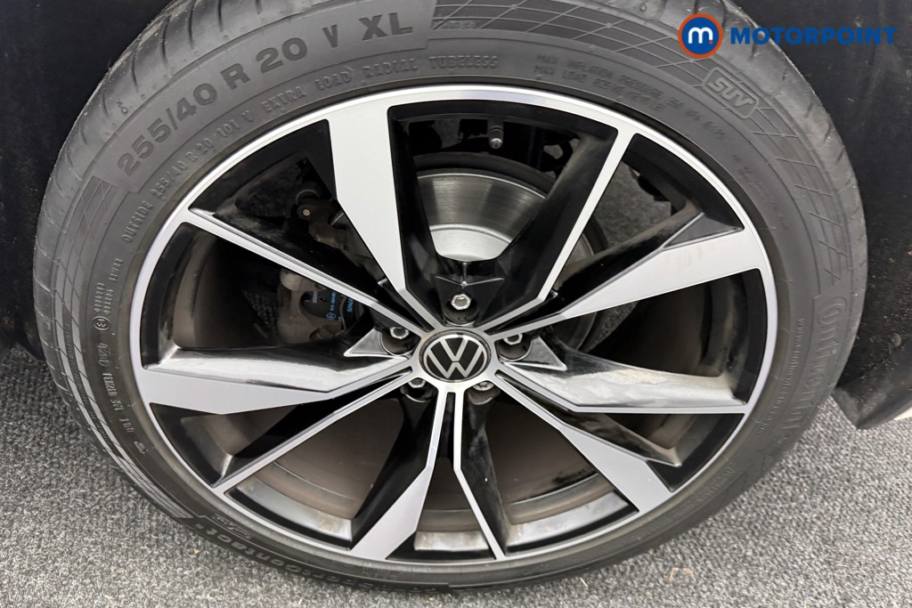 Volkswagen Tiguan R-Line Automatic Diesel SUV - Stock Number (1598956) - 34th supplementary image