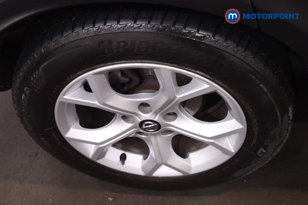 Nissan Juke N-Connecta Manual Petrol SUV - Stock Number (1599090) - 12th supplementary image