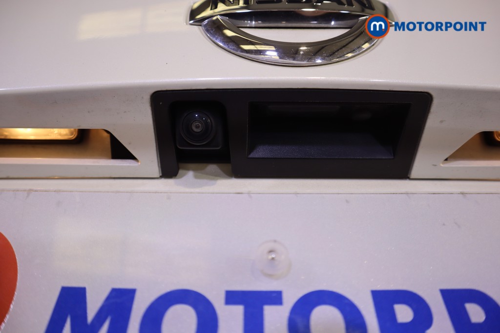 Nissan Juke N-Connecta Manual Petrol SUV - Stock Number (1599090) - 29th supplementary image