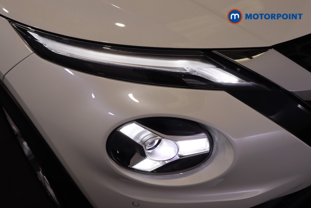 Nissan Juke N-Connecta Manual Petrol SUV - Stock Number (1599090) - 33rd supplementary image