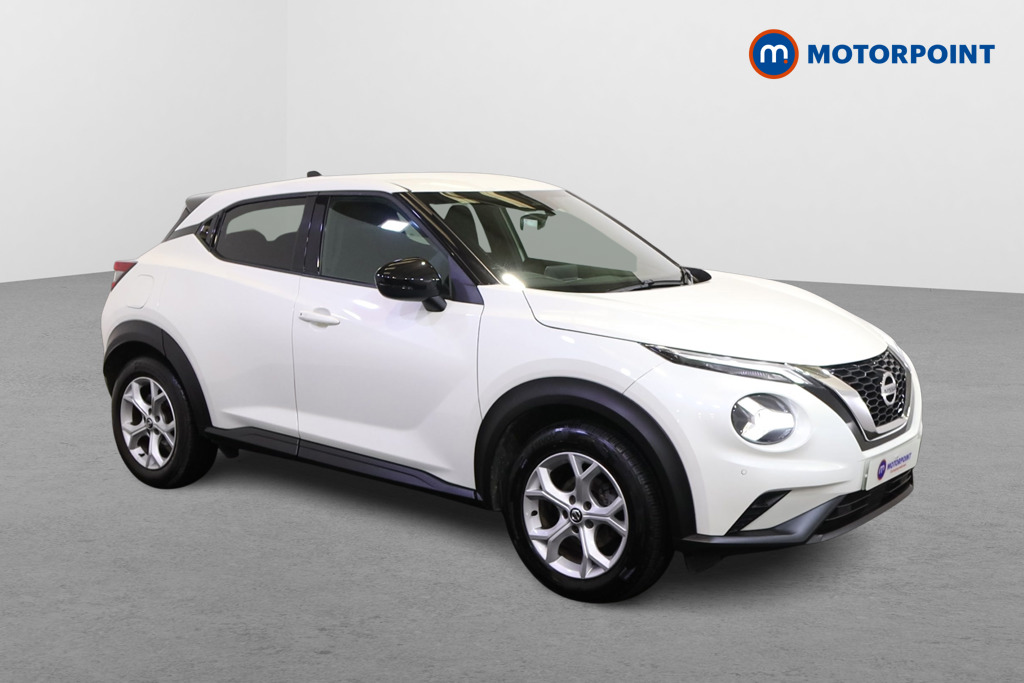 Nissan Juke N-Connecta Manual Petrol SUV - Stock Number (1599090) - Drivers side front corner