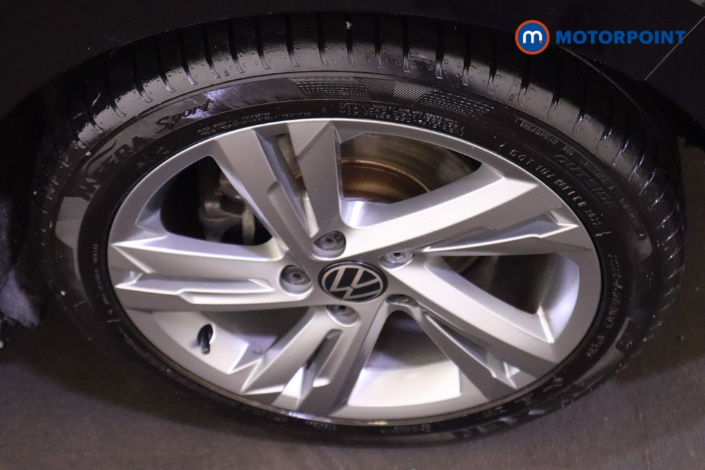 Volkswagen Golf R-Line Automatic Petrol Hatchback - Stock Number (1599256) - 10th supplementary image