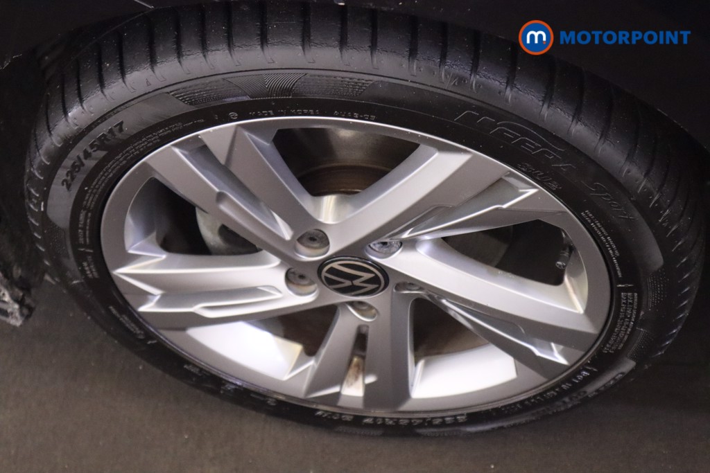 Volkswagen Golf R-Line Automatic Petrol Hatchback - Stock Number (1599256) - 11th supplementary image