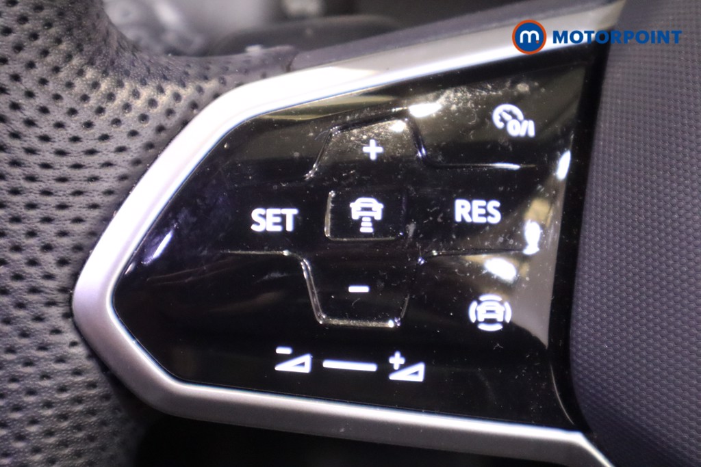 Volkswagen Golf R-Line Automatic Petrol Hatchback - Stock Number (1599256) - 18th supplementary image