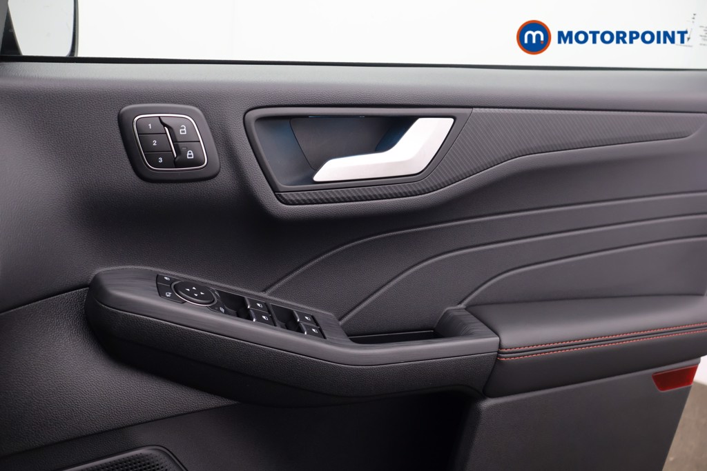 Ford Kuga St-Line Automatic Petrol-Electric Hybrid SUV - Stock Number (1599282) - 5th supplementary image