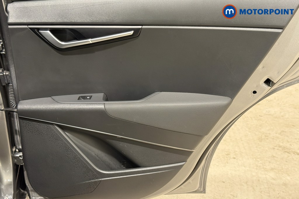 KIA Niro 3 Automatic Petrol-Electric Hybrid SUV - Stock Number (1599362) - 21st supplementary image