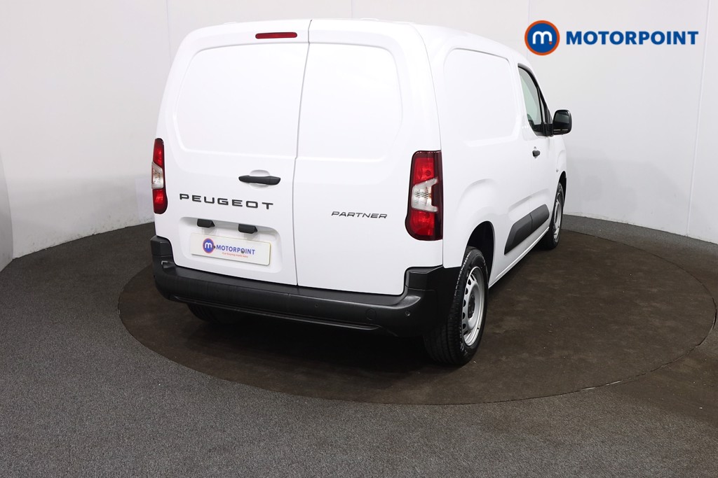Peugeot Partner Professional Manual Diesel Panel Van - Stock Number (1599371) - Drivers side rear corner