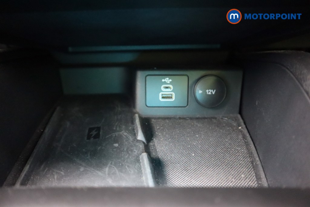 Ford Focus St-Line Automatic Petrol Hatchback - Stock Number (1599421) - 13th supplementary image