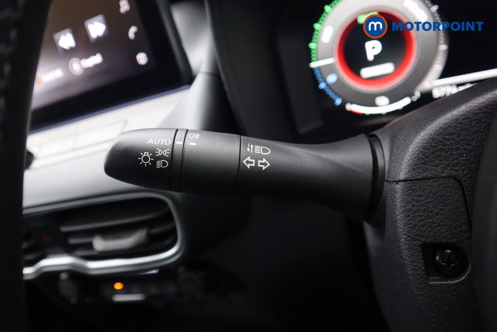 Nissan Juke N-Connecta Automatic Petrol-Electric Hybrid SUV - Stock Number (1599424) - 6th supplementary image