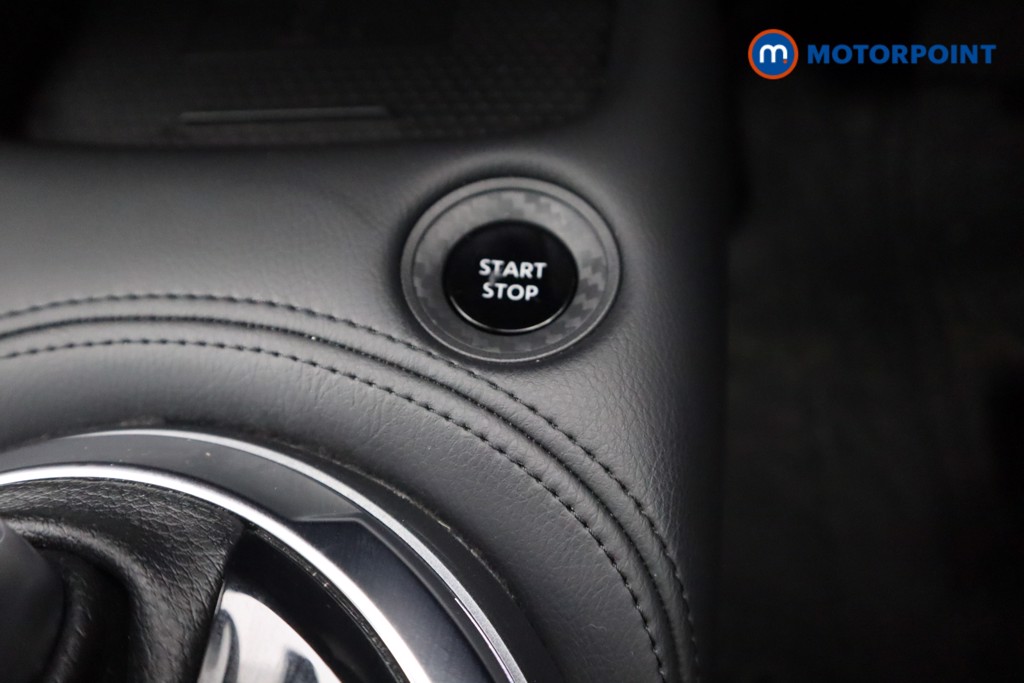 Nissan Juke N-Connecta Automatic Petrol-Electric Hybrid SUV - Stock Number (1599424) - 15th supplementary image