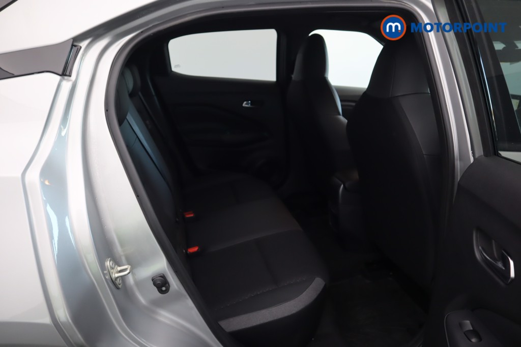 Nissan Juke N-Connecta Automatic Petrol-Electric Hybrid SUV - Stock Number (1599424) - 28th supplementary image