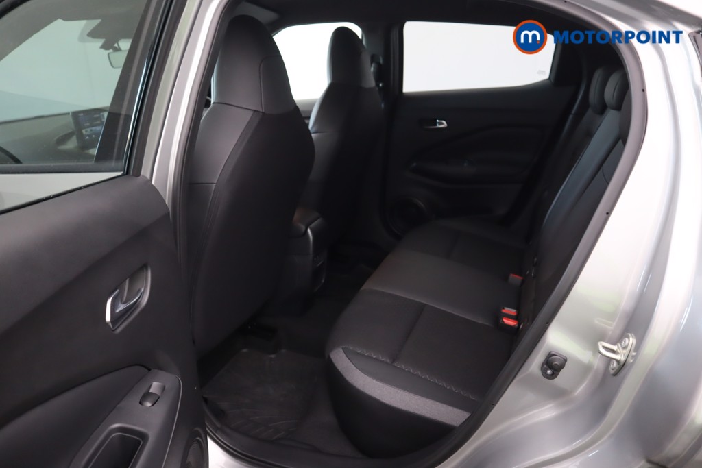 Nissan Juke N-Connecta Automatic Petrol-Electric Hybrid SUV - Stock Number (1599424) - 33rd supplementary image