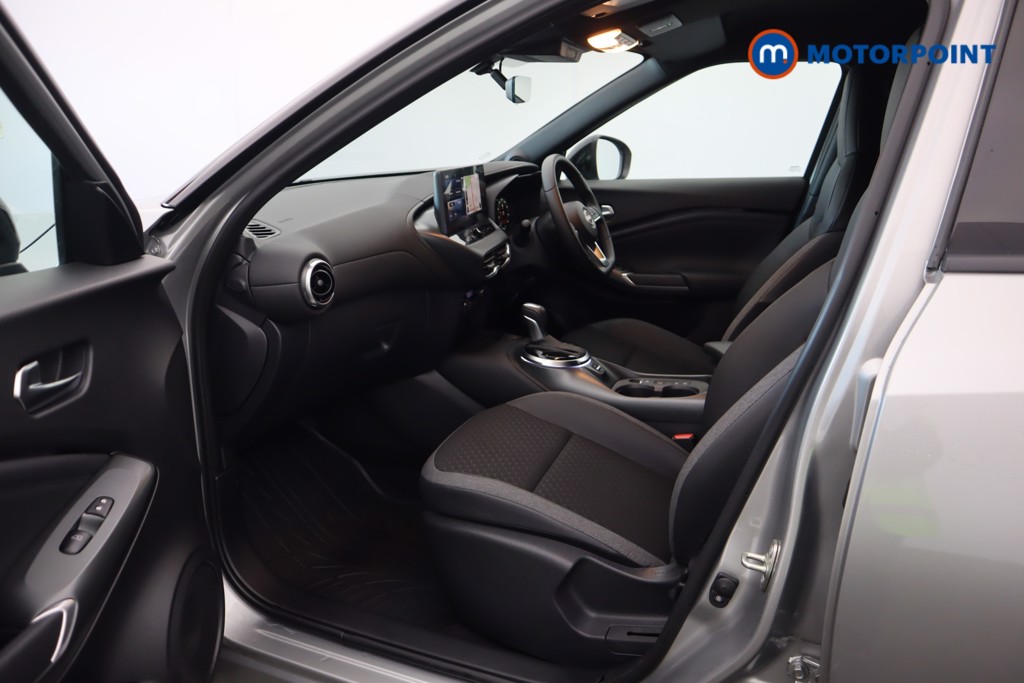Nissan Juke N-Connecta Automatic Petrol-Electric Hybrid SUV - Stock Number (1599424) - 35th supplementary image