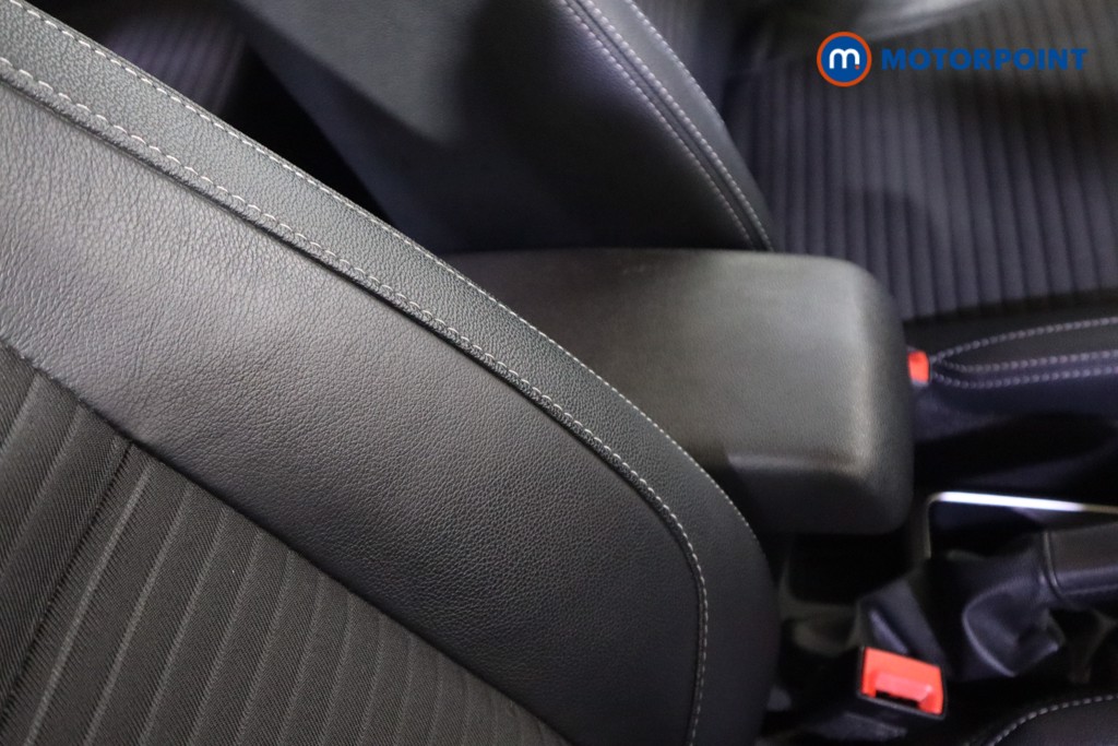 Ford Ecosport Titanium Manual Petrol SUV - Stock Number (1599466) - 26th supplementary image