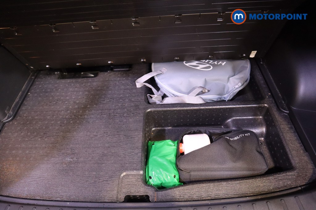 Hyundai Tucson Ultimate Automatic Petrol Plug-In Hybrid SUV - Stock Number (1599819) - 33rd supplementary image