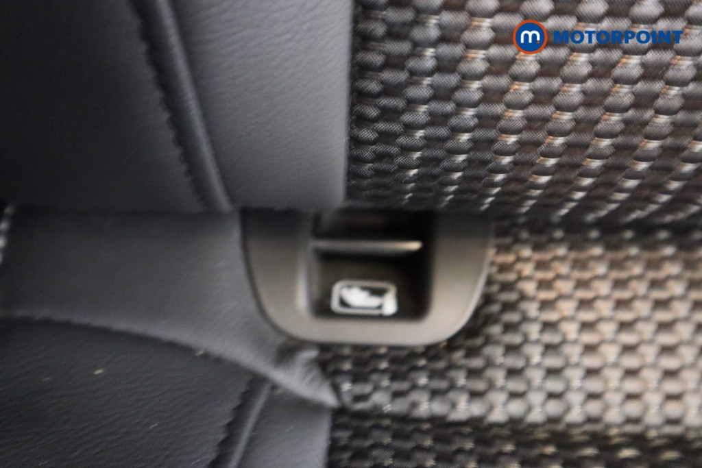 Suzuki S-Cross Ultra Manual Petrol SUV - Stock Number (1600100) - 30th supplementary image