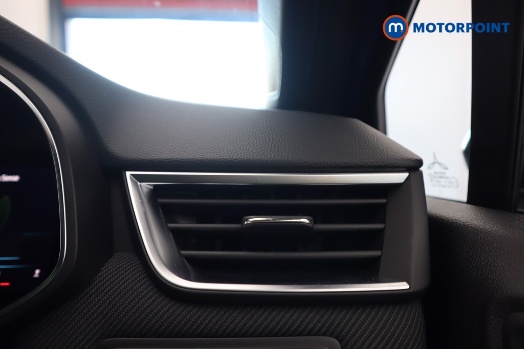 Renault Clio Esprit Alpine Manual Petrol Hatchback - Stock Number (1600141) - 11th supplementary image