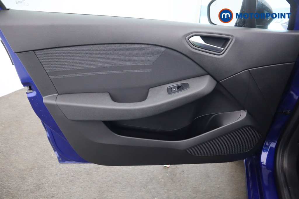 Renault Clio Esprit Alpine Manual Petrol Hatchback - Stock Number (1600141) - 37th supplementary image