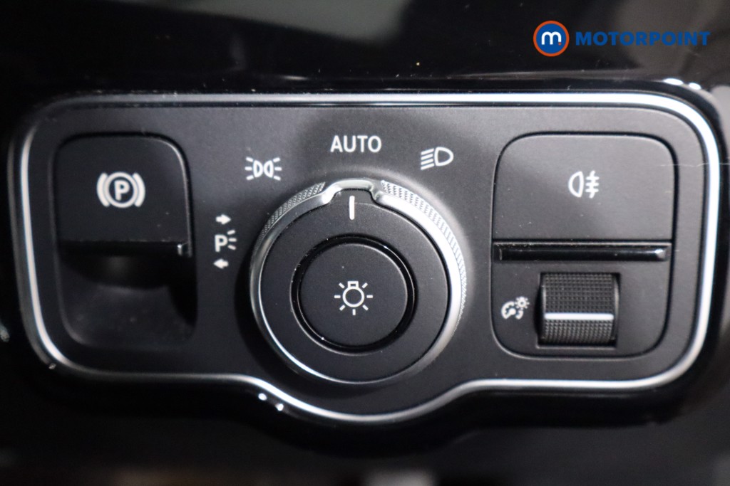 Mercedes-Benz A Class Sport Automatic Petrol Saloon - Stock Number (1600273) - 20th supplementary image