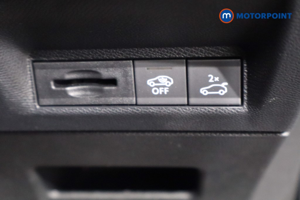 Peugeot 3008 GT Automatic Petrol SUV - Stock Number (1569511) - 21st supplementary image