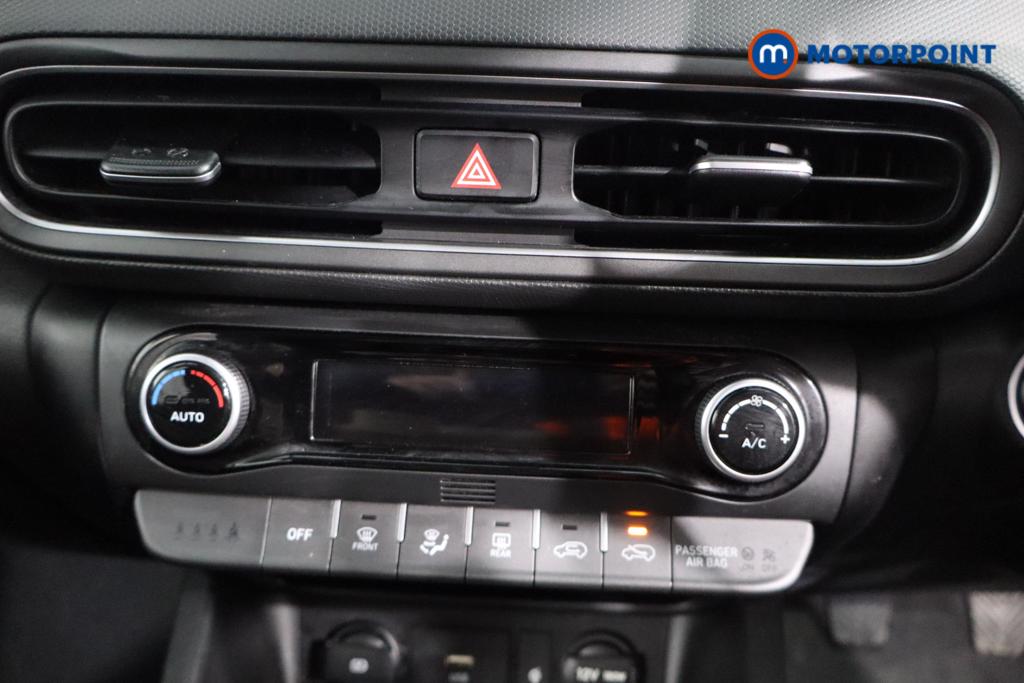 Hyundai Kona Premium Manual Petrol SUV - Stock Number (1577133) - 4th supplementary image