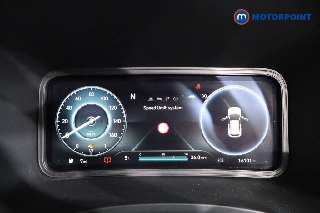 Hyundai Kona Premium Manual Petrol SUV - Stock Number (1577133) - 9th supplementary image