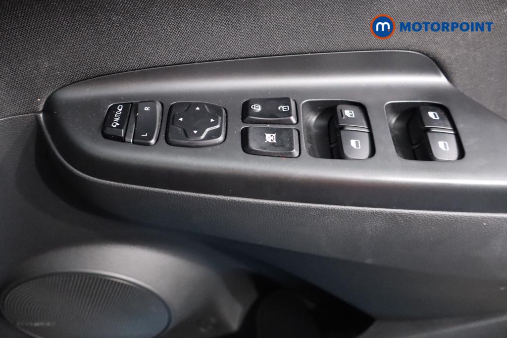 Hyundai Kona Premium Manual Petrol SUV - Stock Number (1577133) - 10th supplementary image