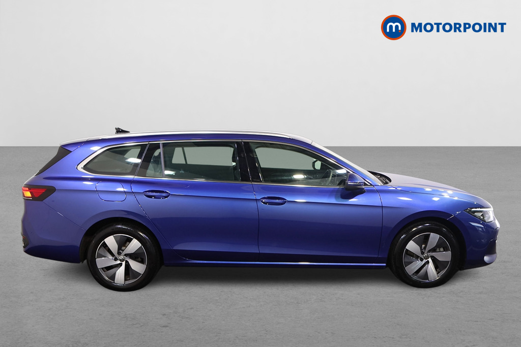 Volkswagen Passat Life Automatic Petrol Plug-In Hybrid Estate - Stock Number (1578144) - Drivers side