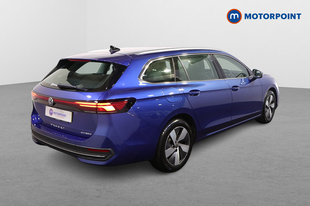 Volkswagen Passat Life Automatic Petrol Plug-In Hybrid Estate - Stock Number (1578144) - Drivers side rear corner