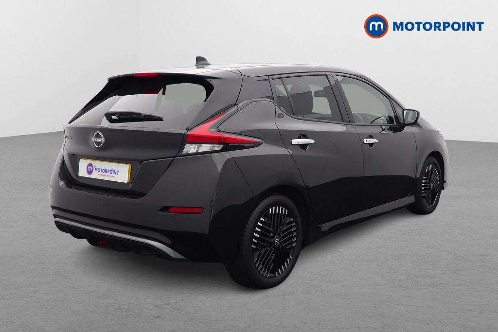 Nissan Leaf N-Connecta Automatic Electric Hatchback - Stock Number (1581940) - Drivers side rear corner