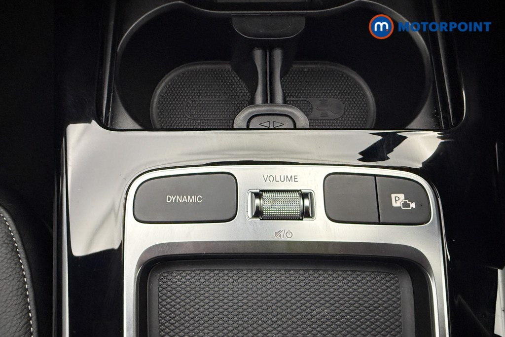 Mercedes-Benz CLA Amg Line Automatic Petrol Estate - Stock Number (1585422) - 17th supplementary image