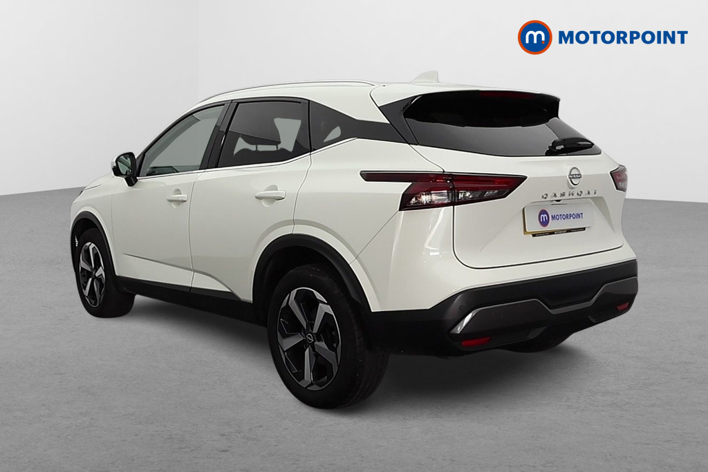 Nissan Qashqai N-Connecta Manual Petrol SUV - Stock Number (1585599) - Passenger side rear corner