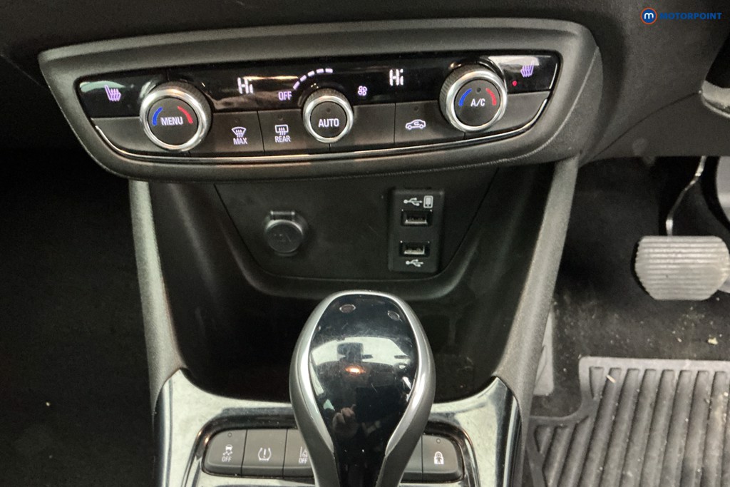 Vauxhall Crossland Ultimate Automatic Petrol SUV - Stock Number (1586231) - 16th supplementary image