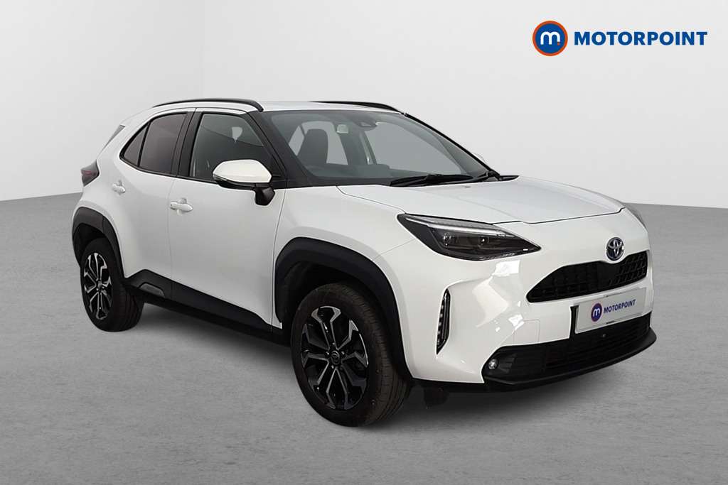 Toyota Yaris Cross Design Automatic Petrol-Electric Hybrid Estate - Stock Number (1586375) - Drivers side front corner