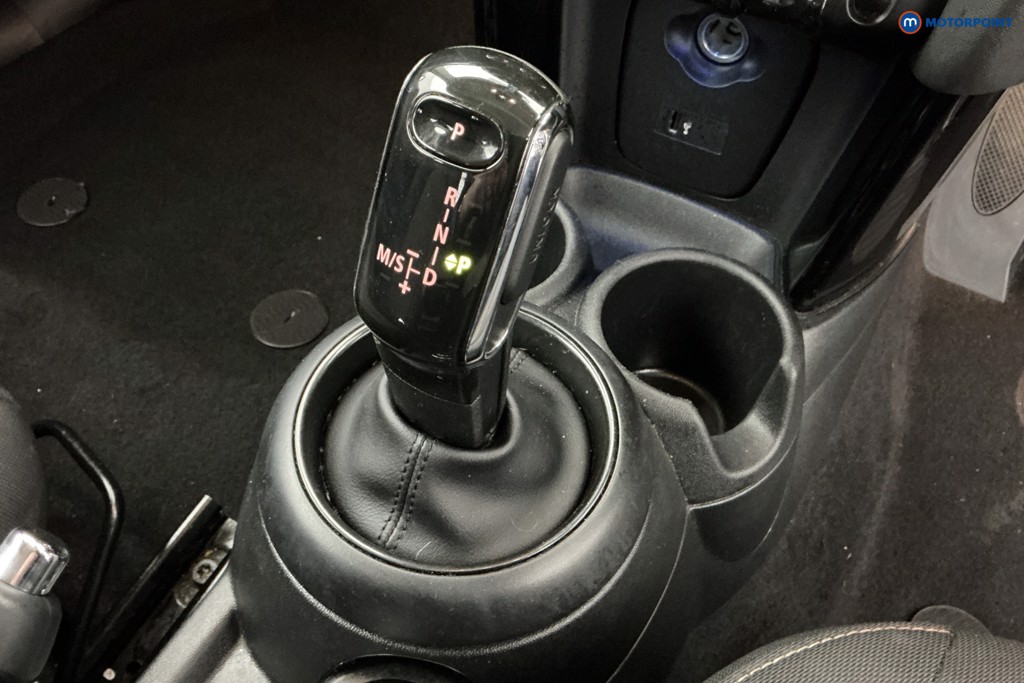 Mini Hatchback One Classic Automatic Petrol Hatchback - Stock Number (1587034) - 14th supplementary image