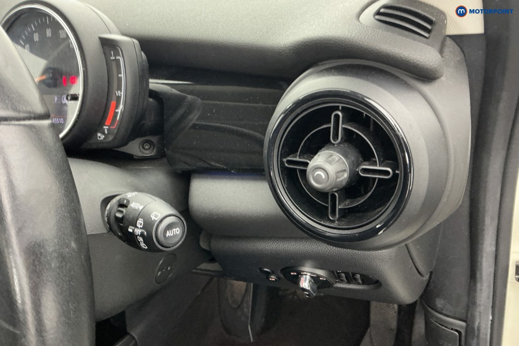 Mini Hatchback One Classic Automatic Petrol Hatchback - Stock Number (1587034) - 20th supplementary image