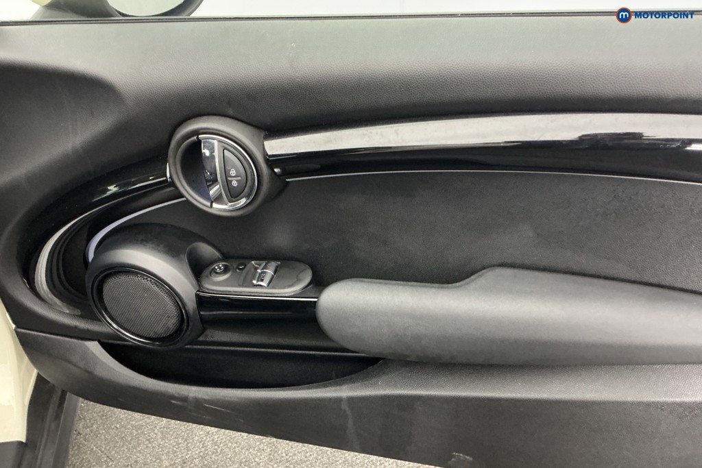 Mini Hatchback One Classic Automatic Petrol Hatchback - Stock Number (1587034) - 21st supplementary image