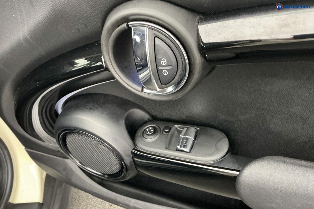 Mini Hatchback One Classic Automatic Petrol Hatchback - Stock Number (1587034) - 22nd supplementary image