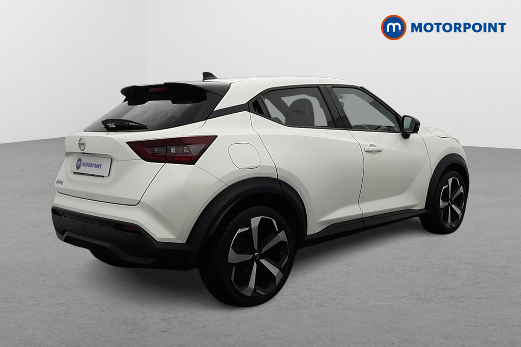 Nissan Juke Tekna Manual Petrol SUV - Stock Number (1587396) - Drivers side rear corner