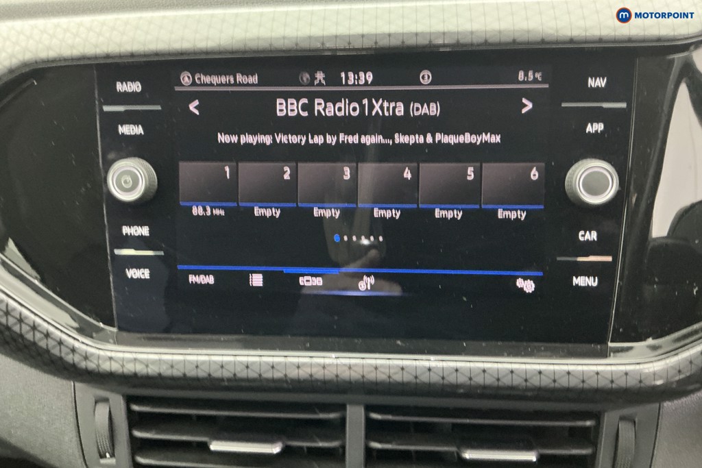 Volkswagen T-Cross SEL Manual Petrol SUV - Stock Number (1588890) - 2nd supplementary image