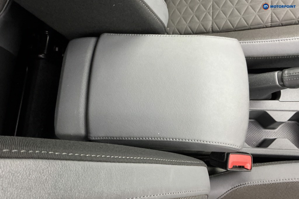 Volkswagen T-Cross SEL Manual Petrol SUV - Stock Number (1588890) - 13th supplementary image