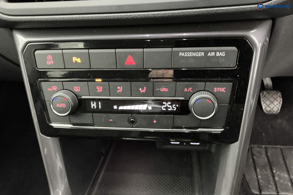 Volkswagen T-Cross SEL Manual Petrol SUV - Stock Number (1588890) - 16th supplementary image