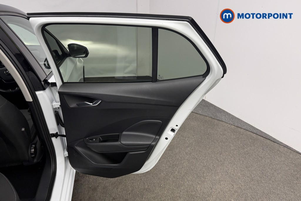 Skoda Fabia Colour Edition Manual Petrol Hatchback - Stock Number (1591090) - 14th supplementary image