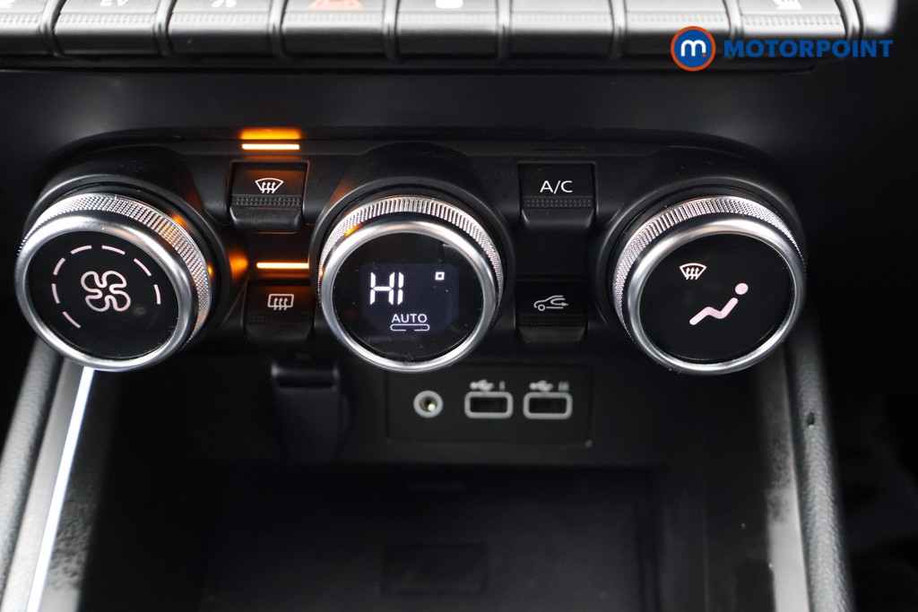 Renault Clio Esprit Alpine Automatic Petrol-Electric Hybrid Hatchback - Stock Number (1591635) - 9th supplementary image