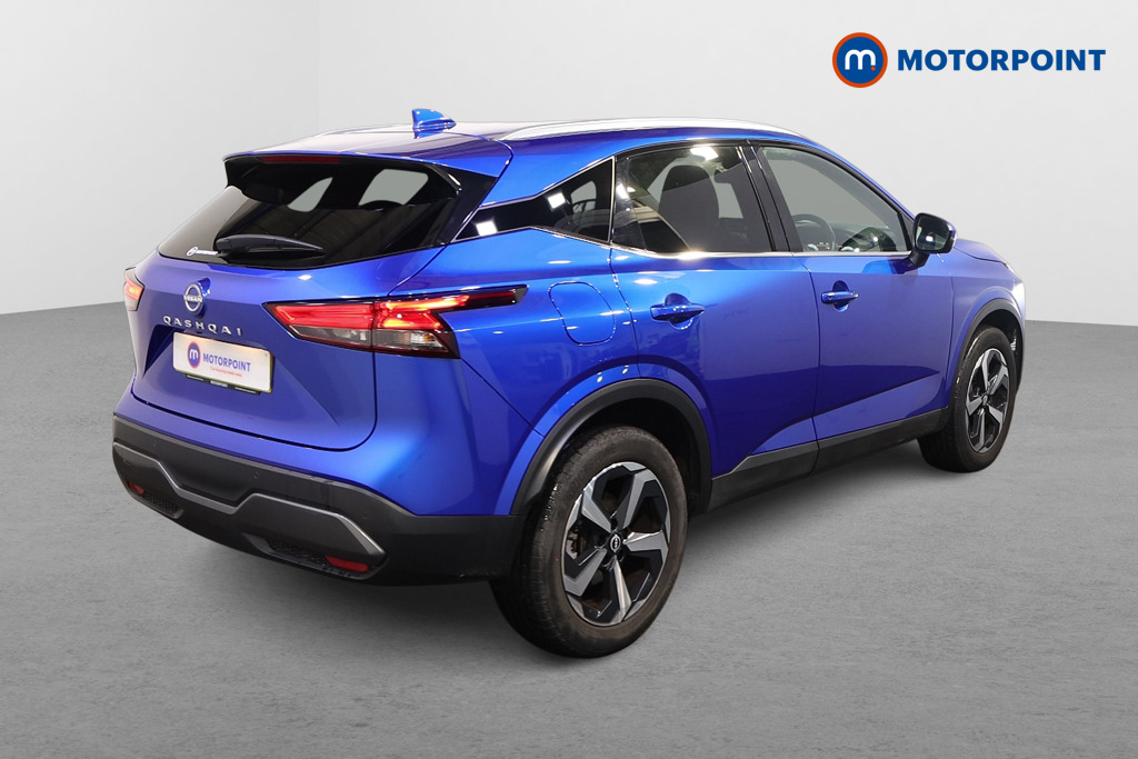Nissan Qashqai N-Connecta Automatic Petrol SUV - Stock Number (1591786) - Drivers side rear corner