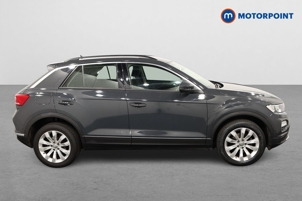 Volkswagen T-Roc SE Manual Petrol SUV - Stock Number (1591989) - Drivers side