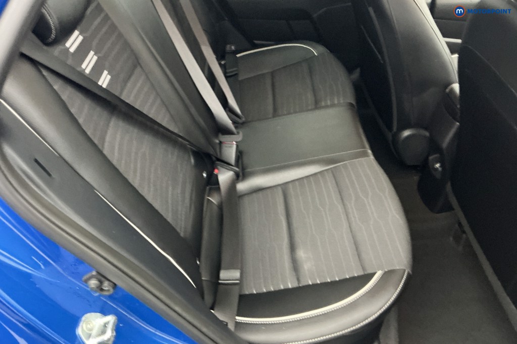 KIA Stonic Gt-Line Manual Petrol SUV - Stock Number (1592185) - 4th supplementary image