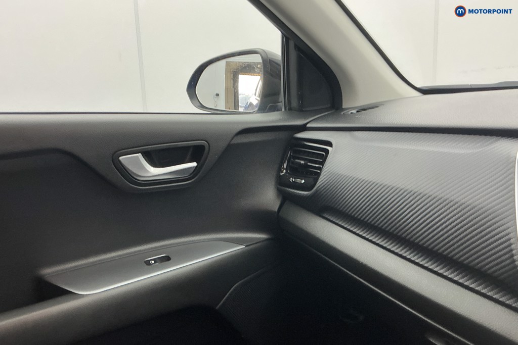 KIA Stonic Gt-Line Manual Petrol SUV - Stock Number (1592185) - 18th supplementary image